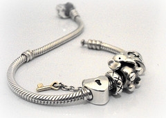 pandora bracelet elephant charm